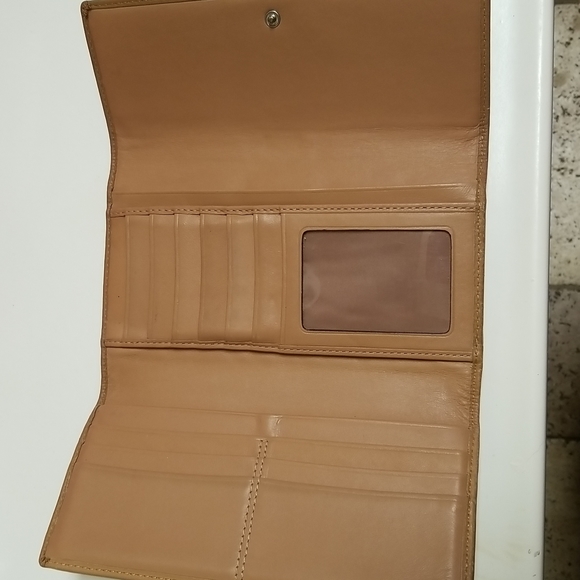 Wallet - Picture 3 of 6